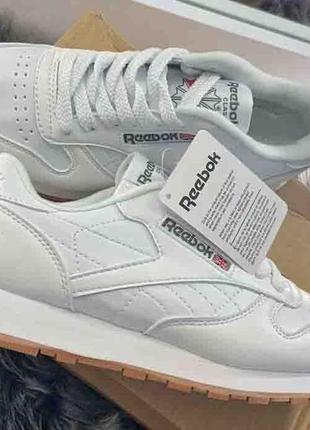 Reebok classic white