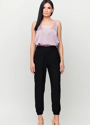 Укорочені брюки з приємної на дотик тканини з високою посадкою