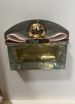 Salvatore ferragamo signorina набор ( парфюмированная вода 50 мл + лосьон для тела 50 мл + 50 мл гель для душа), оригинал3 фото