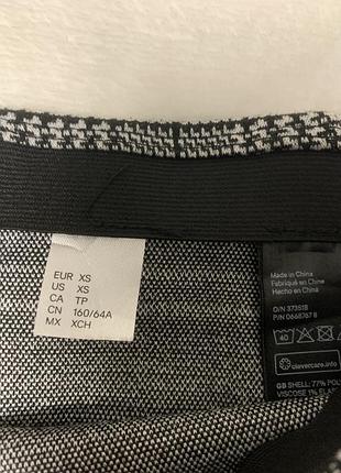 Мини юбочка облегающая divided xs/s 5