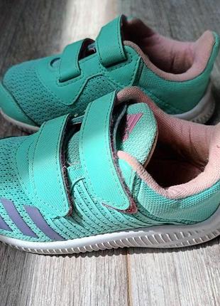 Кроссовки детские adidas 21р.