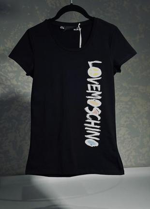 Женская футболка love moschino