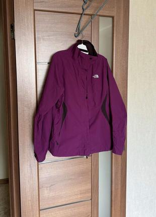 Куртка The North Face размер л фиолетовая 💜 водонепроницаемая