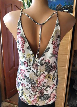 Квіткова блуза