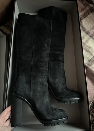 Черные модные сапоги gucci