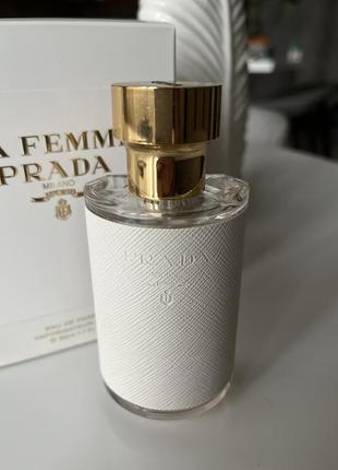 Парфюм от prada la femme3 фото