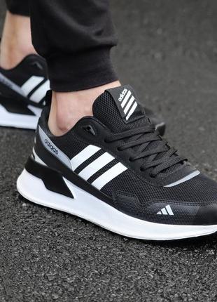 Мужские черные кроссовки adidas