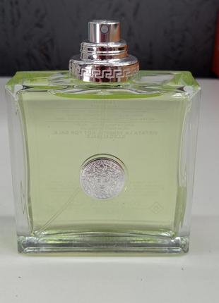 Распылив парфюм versace versense edt