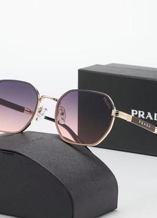 Окуляри prada