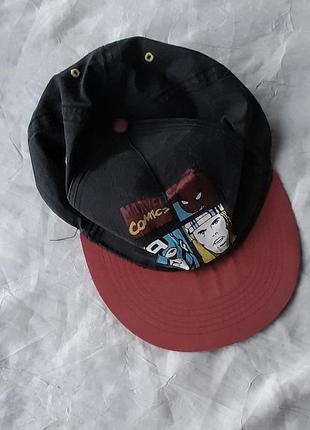Винтажная кепка marvel
