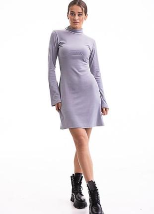 Короткое трикотажное платье, светло-серого цвета, размер s1 фото