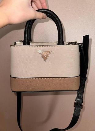 Сумка white guess  ідеальний стан  актуальна модель