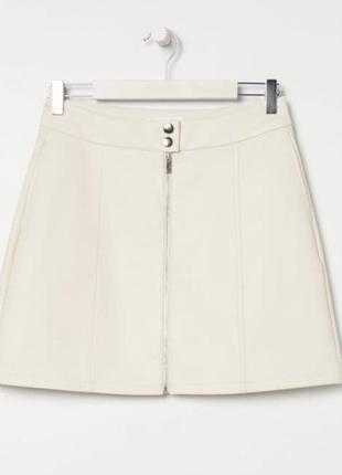 Кожаная юбка молочного (бежевого)цвета