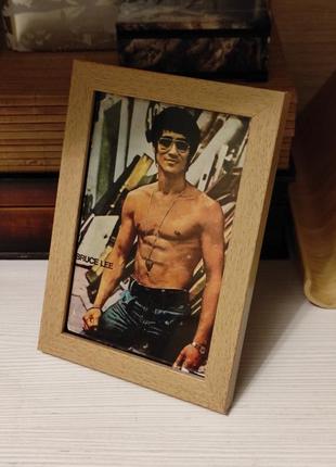 Открытка в рамке bruce lee. jawahar fine arts 70 s  vintage