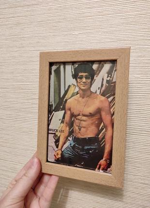 Листівка в рамці bruce lee. jawahar fine arts 70 s vintage4 фото