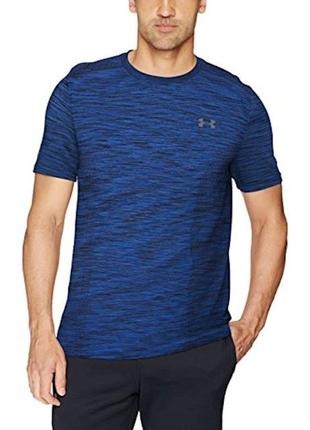 Оригінальна спортивна футболка з текстурним принтом від under armour