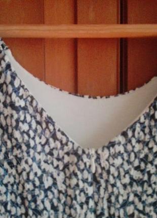 Сукня з ажурною тканини синьо-біле на трикотажній підкладці,2 фото
