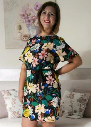 Сукня в квітковий принт
