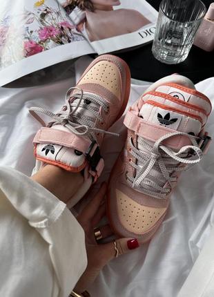 Трендовые женские кроссовки adidas forum low x bad bunny easter egg персиковые9 фото