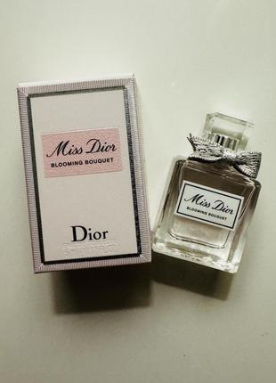 Туалетна вода miss dior blooming bouquet 5 мл