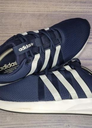 Кроссовки adidas