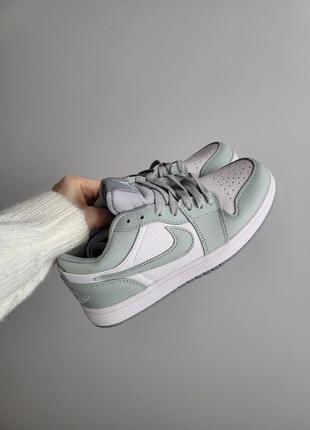 Кросівки жіночі😍✨бренд✨