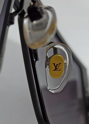 Очки в стиле louis vuitton унисекс солнцезащитные маска серый градиент в серебристой металлической оправе6 фото