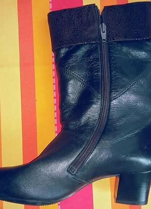 Чоботи жіночі2 фото