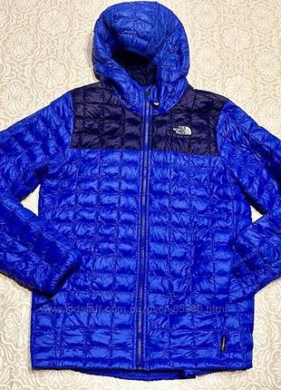 Продам легкий пуховик the north face в идеальном состоянии.