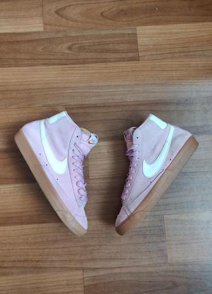 Nike blazer mid 77