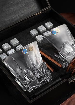 Подарочный набор для виски охлаждающих камней с бокалами bohemia crack 310 мл4 фото