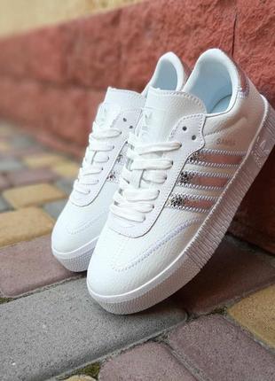 Женские кроссовки adidas samba белые с серебром скидка sale &lt;unk&gt; smb7 фото