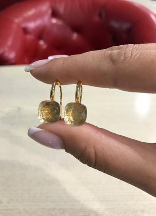 Брендовые серьги в позолоте с камнями