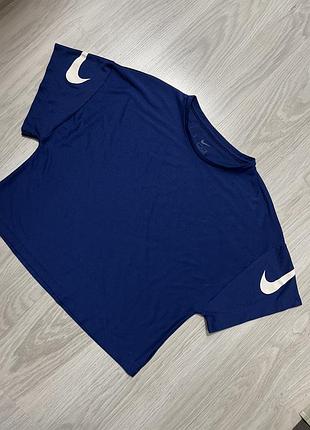 Спортивний топ футболка nike