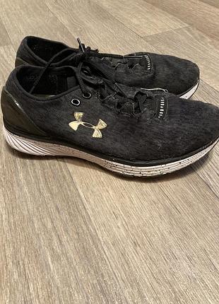 Брендовые кроссовки under armour