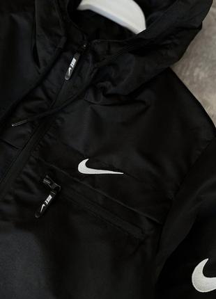 Чоловіча вітровка найк чорна / спортивні куртки від nike на осінь - весну3 фото