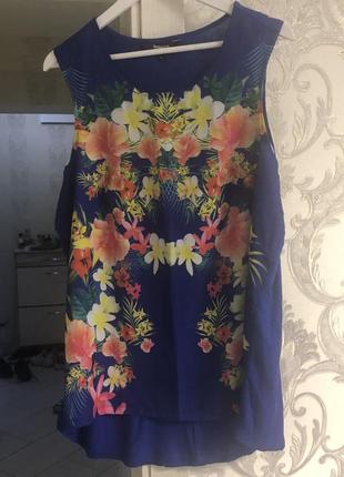 Стильная футболка