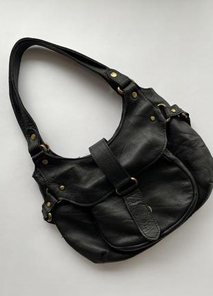Маленькая сумка седло, черная, кожаная, кожаная1 фото
