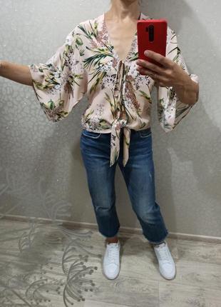 Красивая стильная летняя блуза в цветочный принт 100% котон6 фото