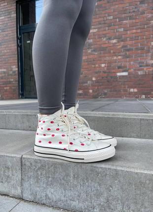 Кроссовки женские converse chuck 70 embroidered lips  white a01601c