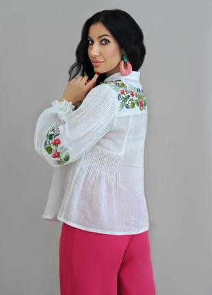 Чрезвычайная белая блуза с ручной вышивкой «отголоски весны»7 фото