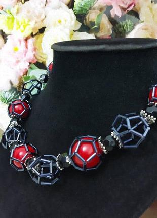 Бусы из бусин и бисера 2