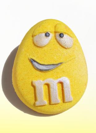 Бомбочка для ванны "драже m&ms жёлтый", аромат печенья 120 г1 фото