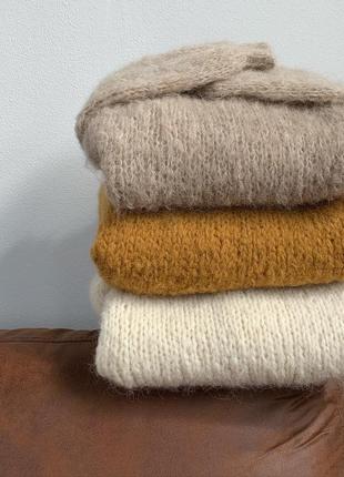 Базовый свитер оверсайз из шерсти альпака7 фото