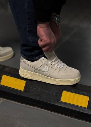 Мужские кроссовки stussy x nike air force 1 low fossil текстильные бежевые найк аир форс весенние осенние (b)6 фото