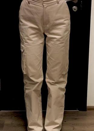 Джинсы карго с большим карманом бежевые s