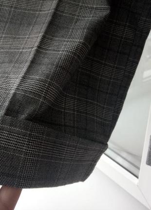 Стильні сірі штани в клітку з подворотами m&co7 фото