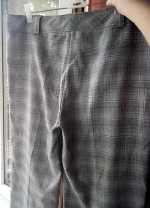 Стильні сірі штани в клітку з подворотами m&co9 фото