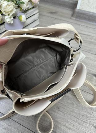 Женская кремовая сумочка небольшая екокожа.4 фото