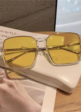 Спортивні дзеркальні жовті окуляри, колір трендові жіночі чоловічі сонцезахисні стильні 2023  y2k